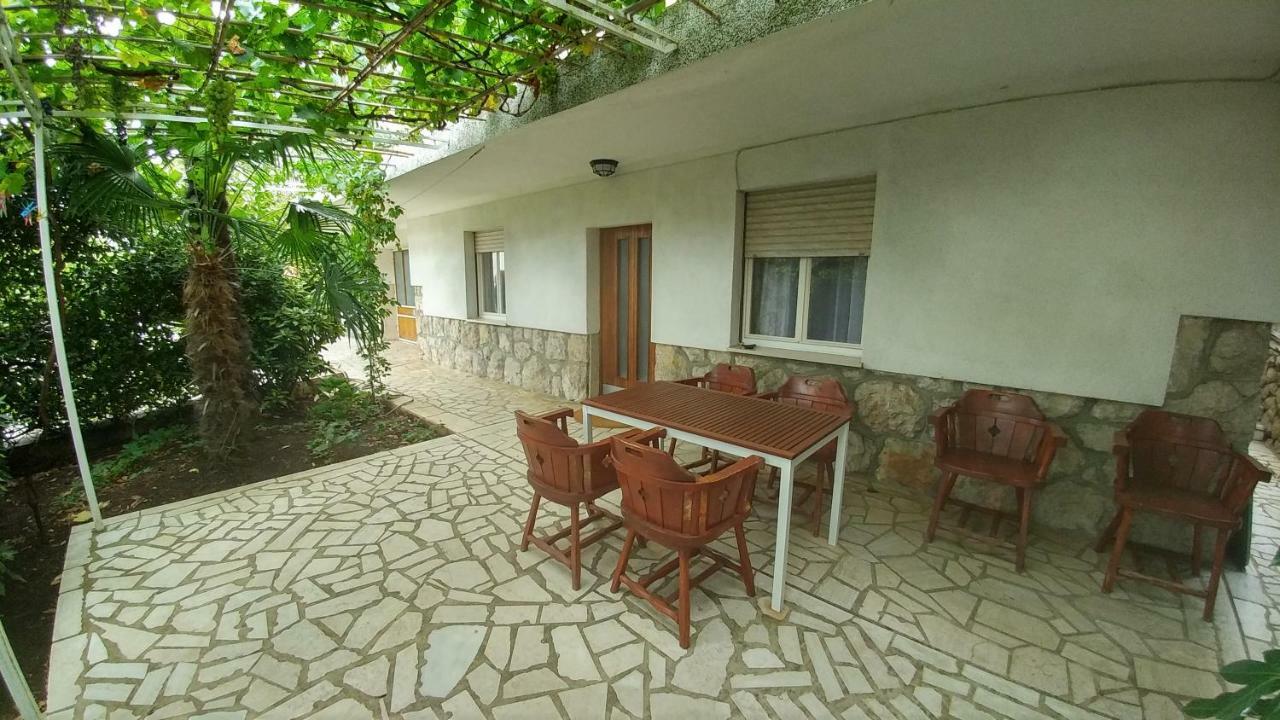 Apartmani Ruzica Crikvenica Eksteriør bilde