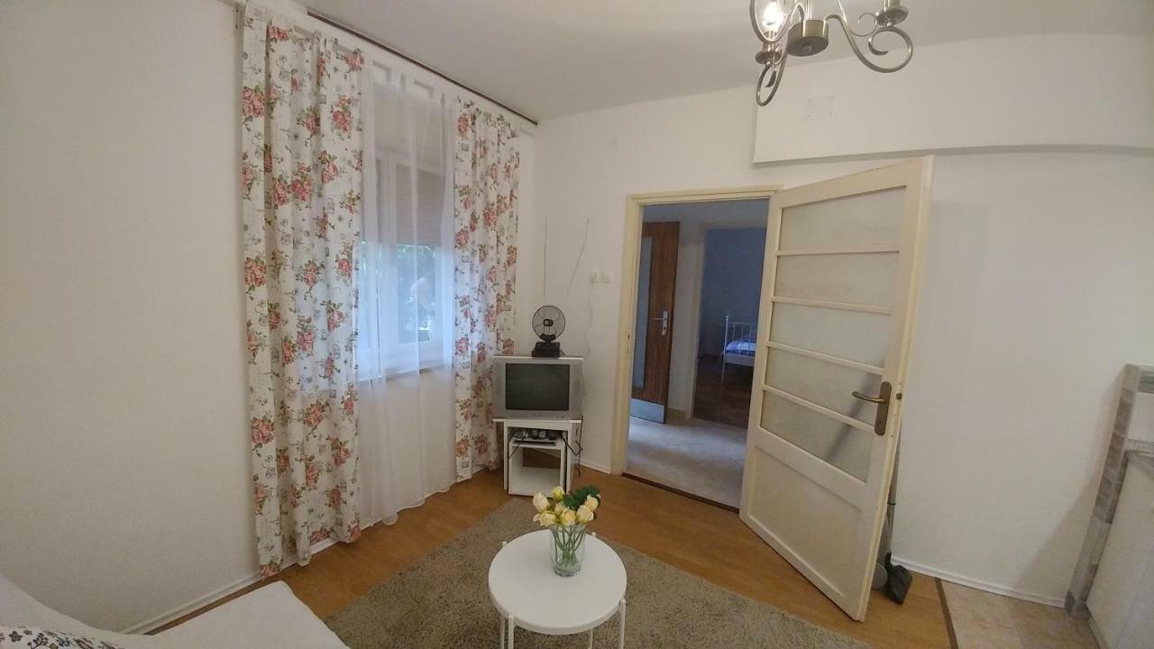 Apartmani Ruzica Crikvenica Eksteriør bilde