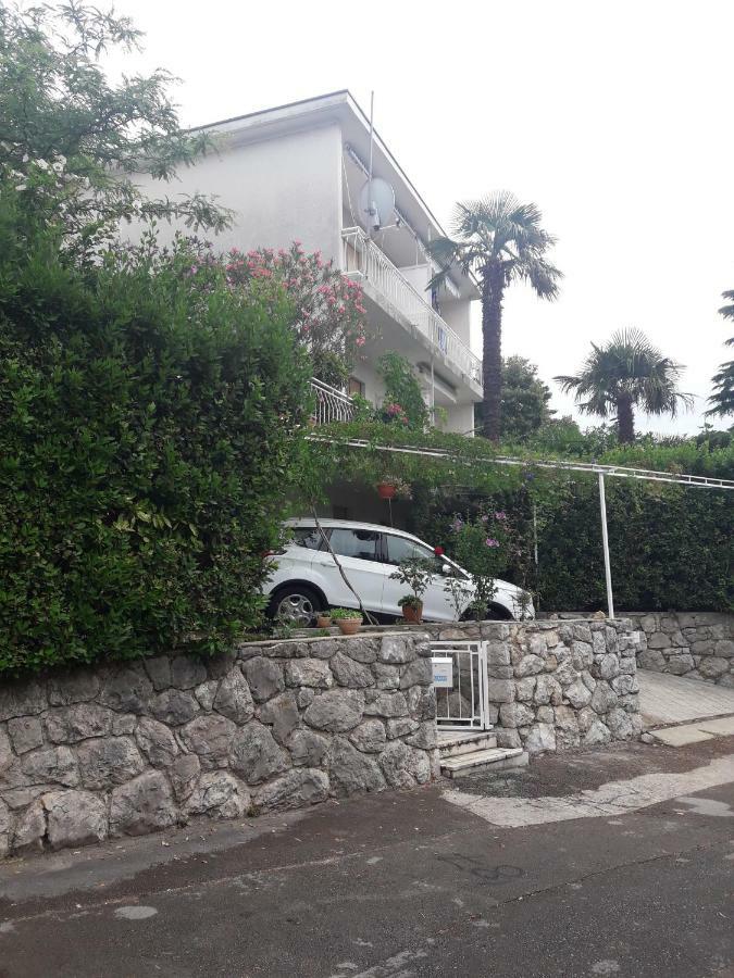 Apartmani Ruzica Crikvenica Eksteriør bilde