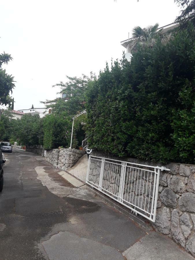 Apartmani Ruzica Crikvenica Eksteriør bilde