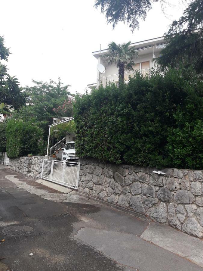 Apartmani Ruzica Crikvenica Eksteriør bilde